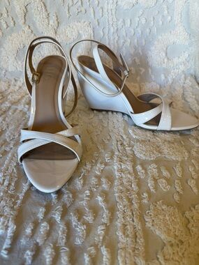INC International Concepts Ivory Strappy Slingback Heels 584